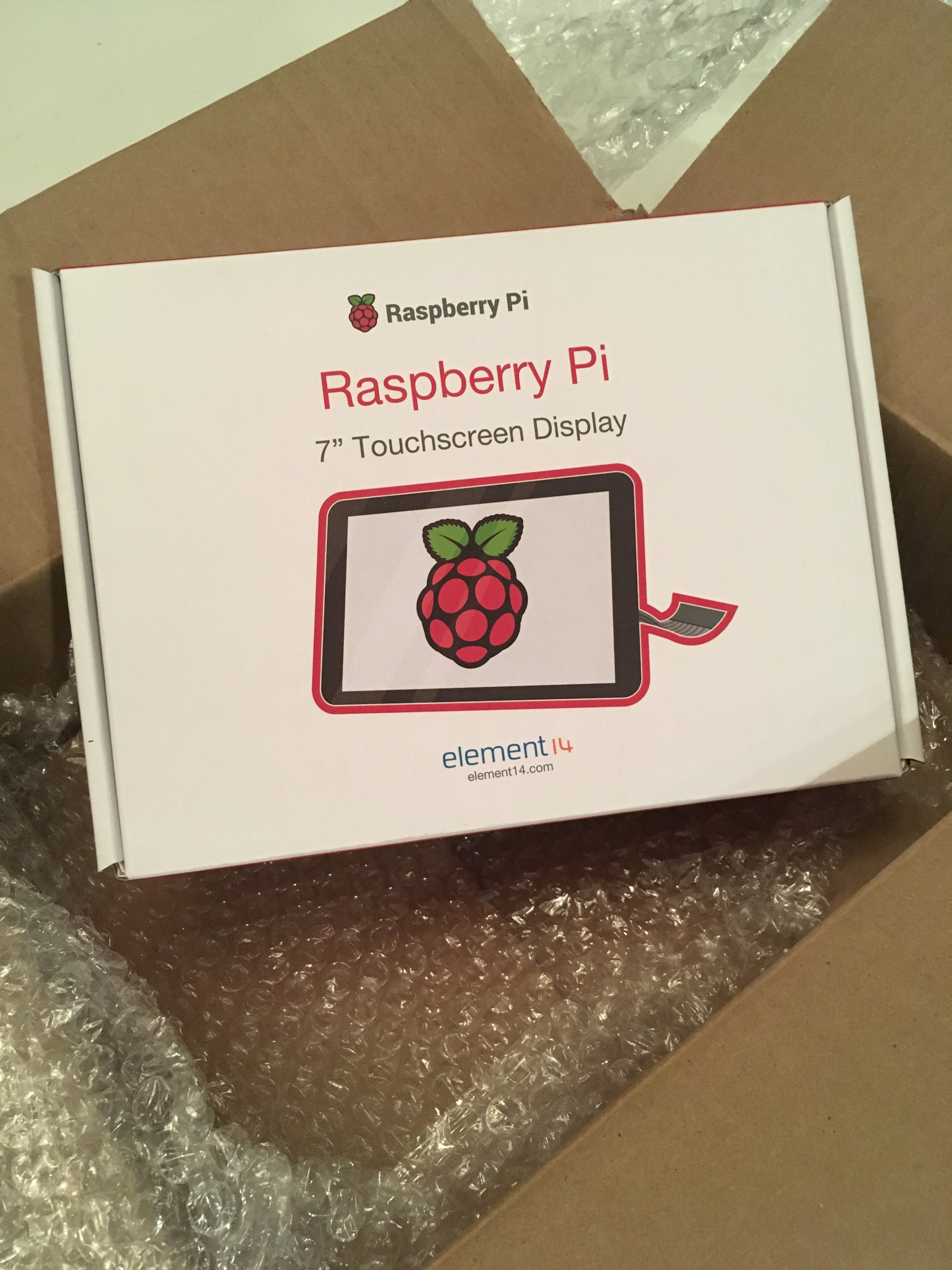 Pi Foundation 7 inch touchscreen package
